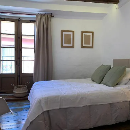 Maison Del Arc Guest house *