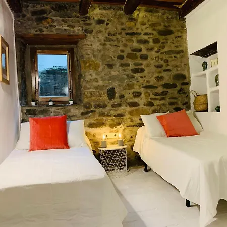 Konukevi Maison Del Arc