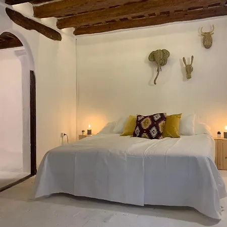 Maison Del Arc 招待所 3*