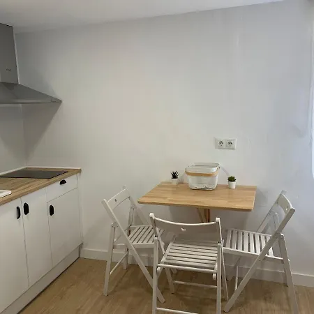 Maison Del Arc Pensjonat Jaca