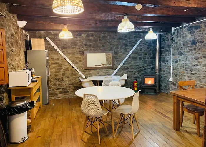 Maison Del Arc 3* 하카